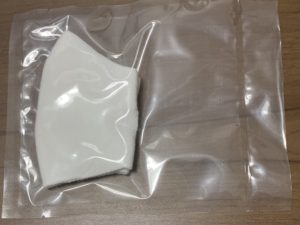 届きました😷