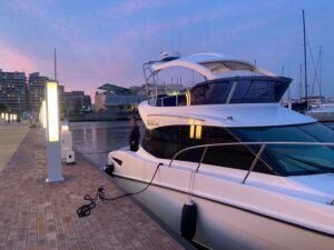 海上からの花火大会〜芦屋の花火大会にて（２）〜